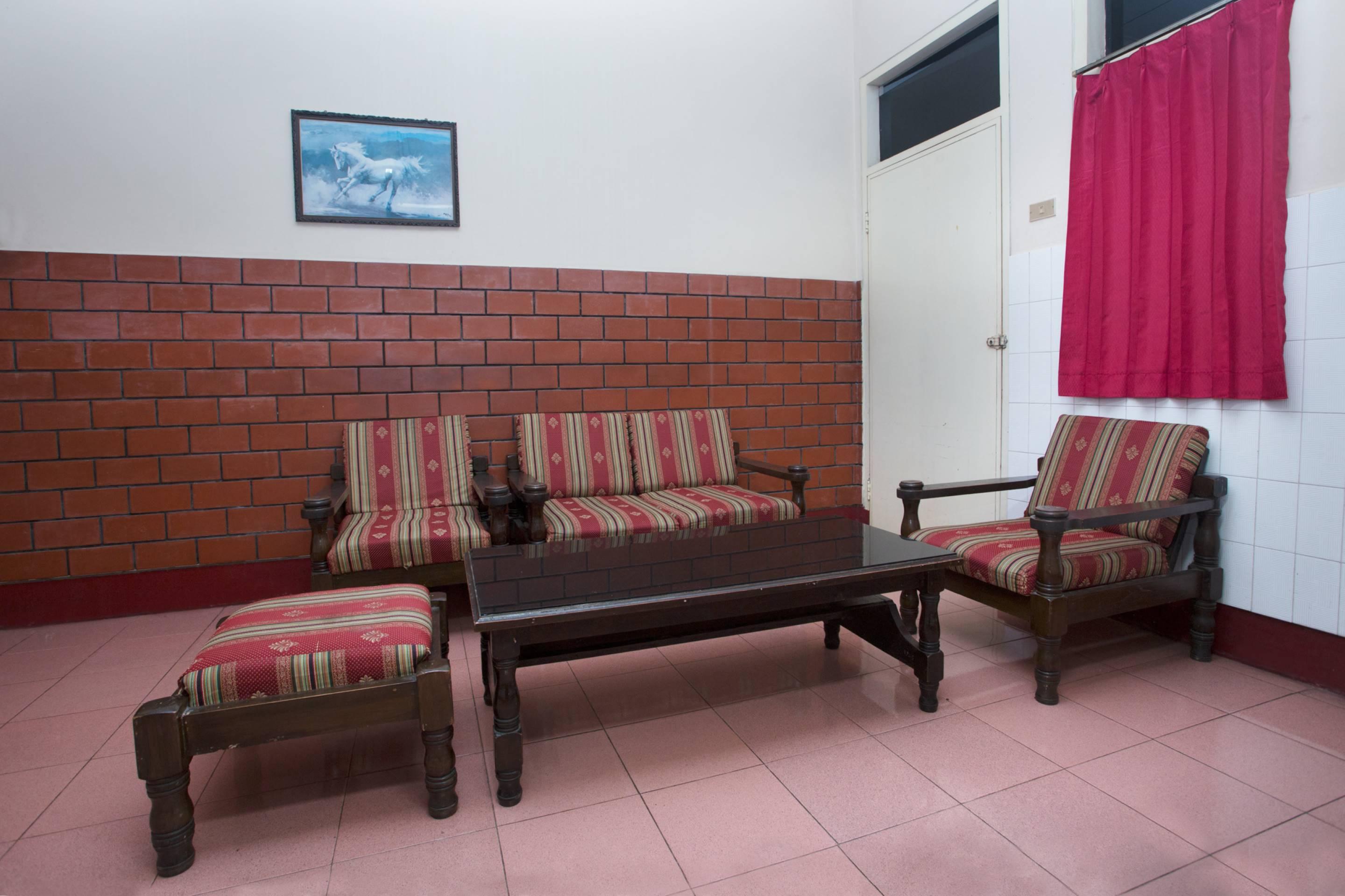 Griya Annisa Hotel Tegal  Eksteriør billede