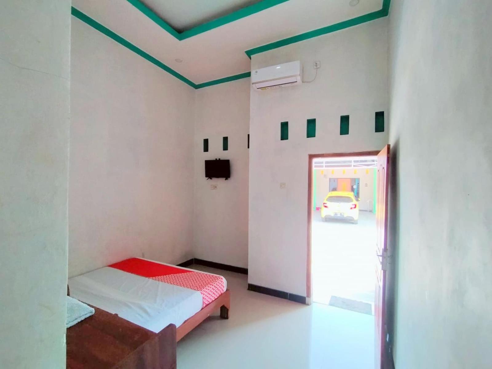 Griya Annisa Hotel Tegal  Eksteriør billede