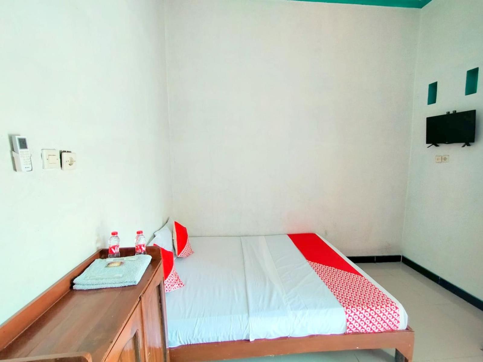 Griya Annisa Hotel Tegal  Eksteriør billede